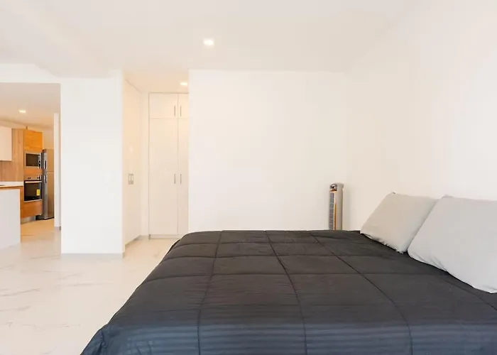 Designer Loft With Insane Amenities Gym Cine *