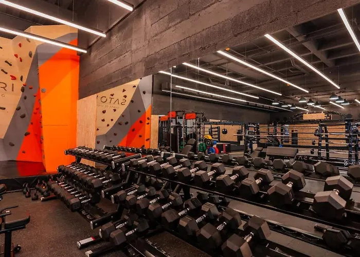 Designer Loft With Insane Amenities Gym Cine *
